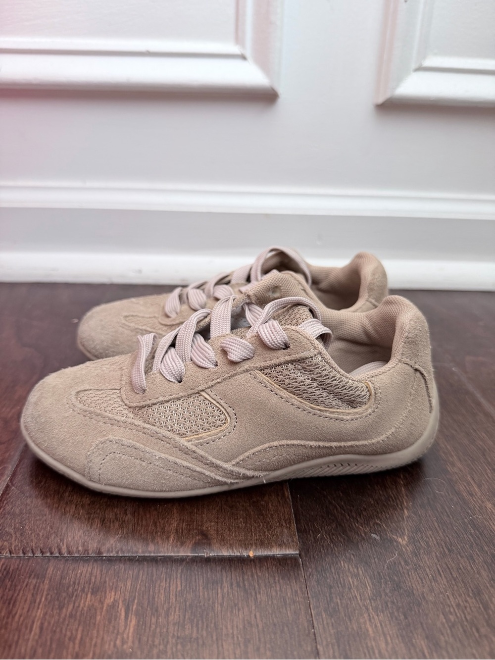 Zara girls Beige Suede Sneakers retro 29